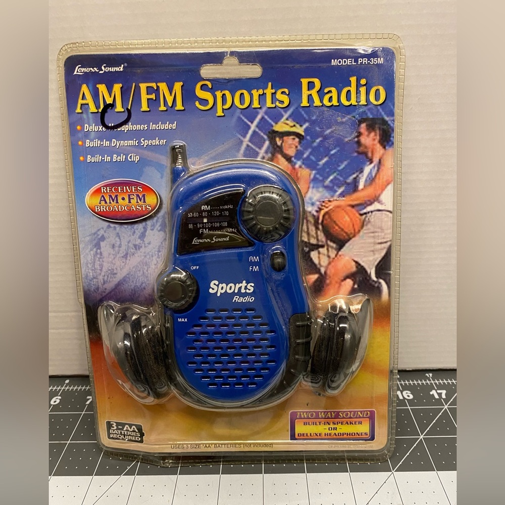 NEW! Lenoxx Sound AM/FM Sports Radio (PR-35M) Speaker & Headphones SEALED!